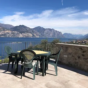casa-margherita-brenzone.hotelinveneto.com/