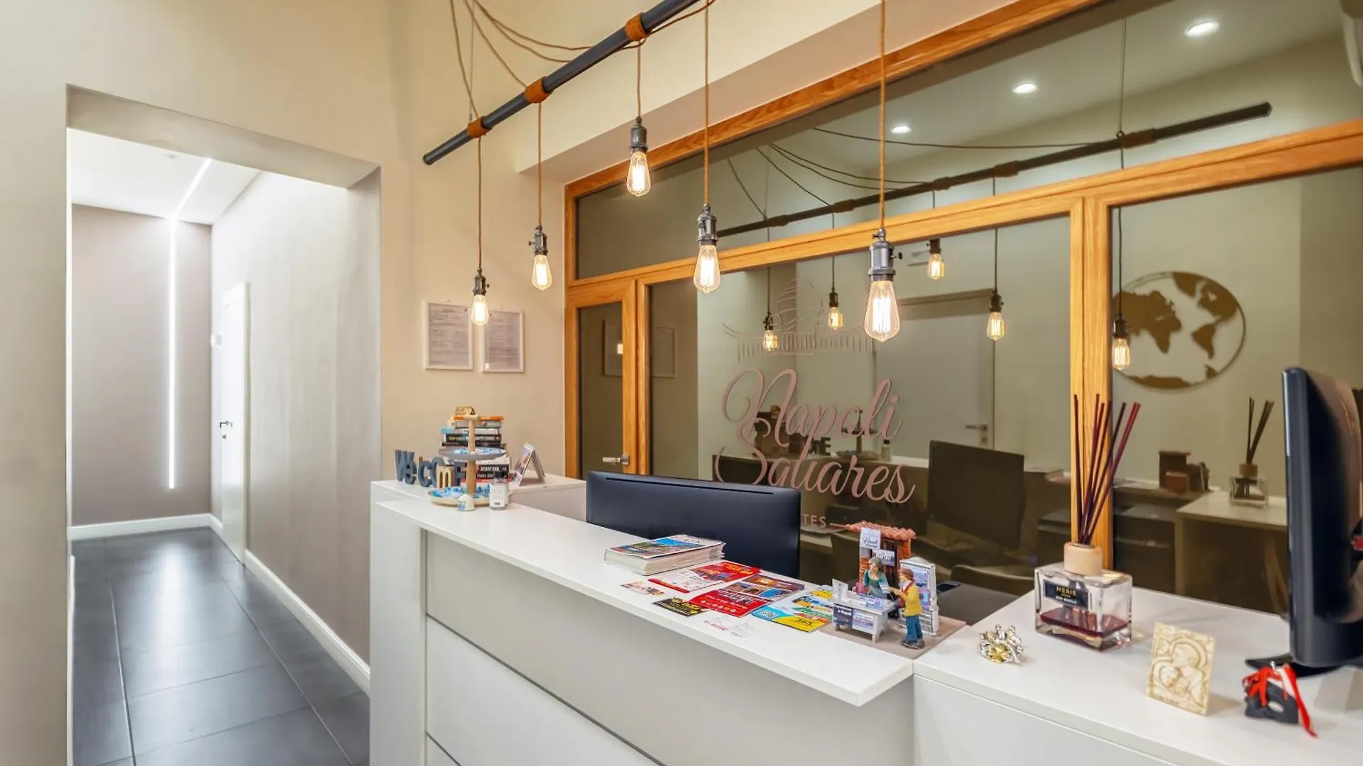 Napoli Squares Suites Гостевой дом