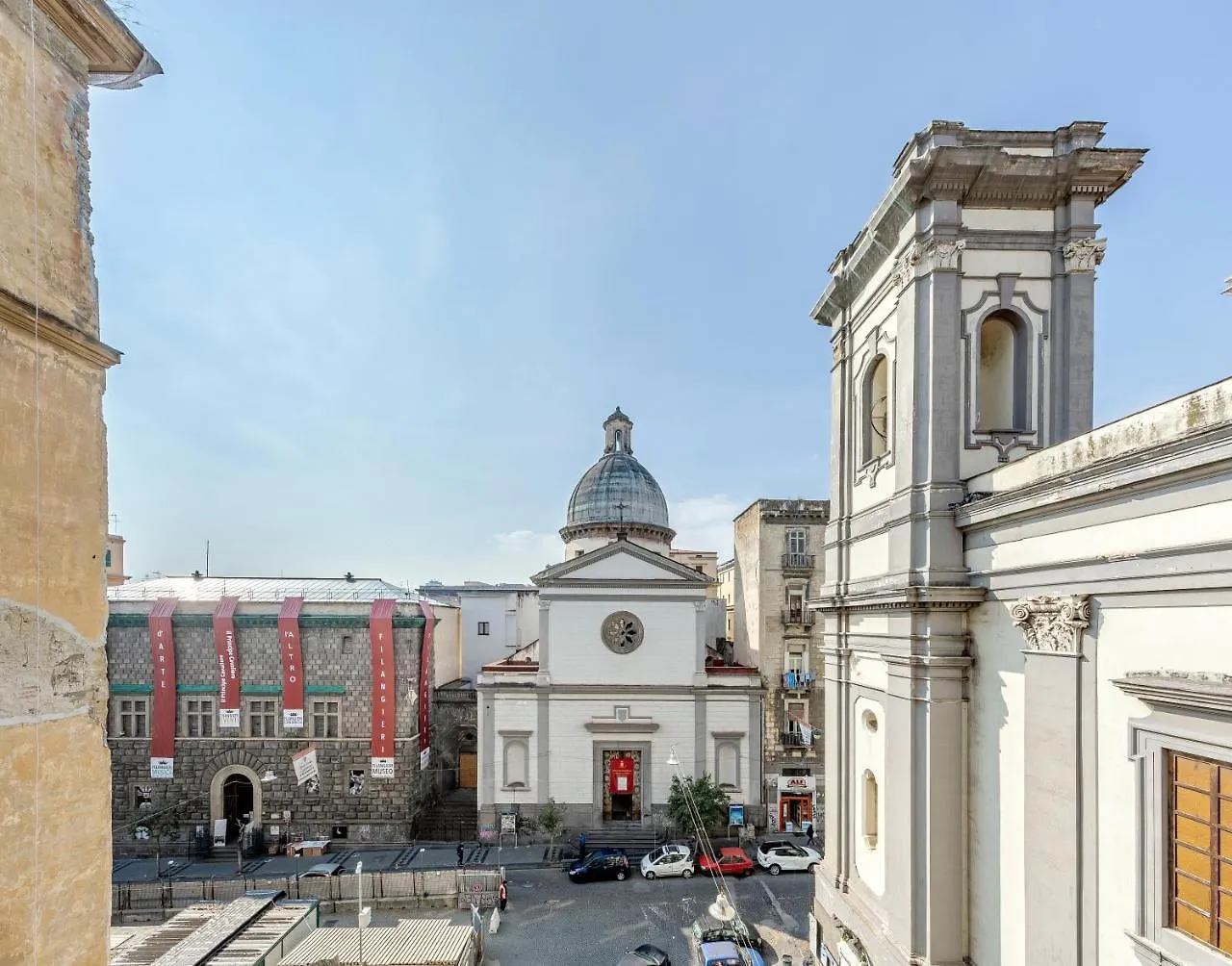 Гостевой дом Napoli Squares Suites