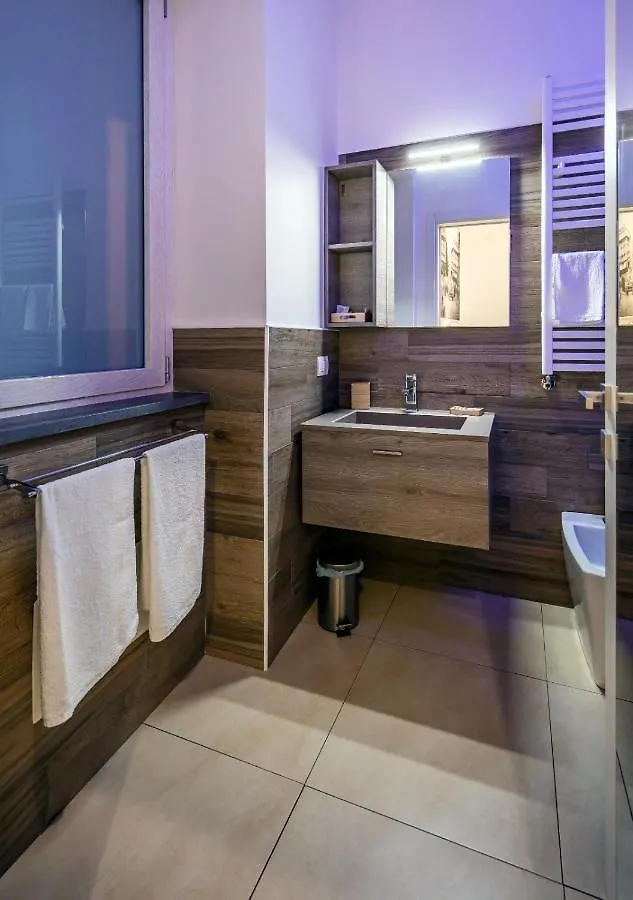 Napoli Squares Suites Италия